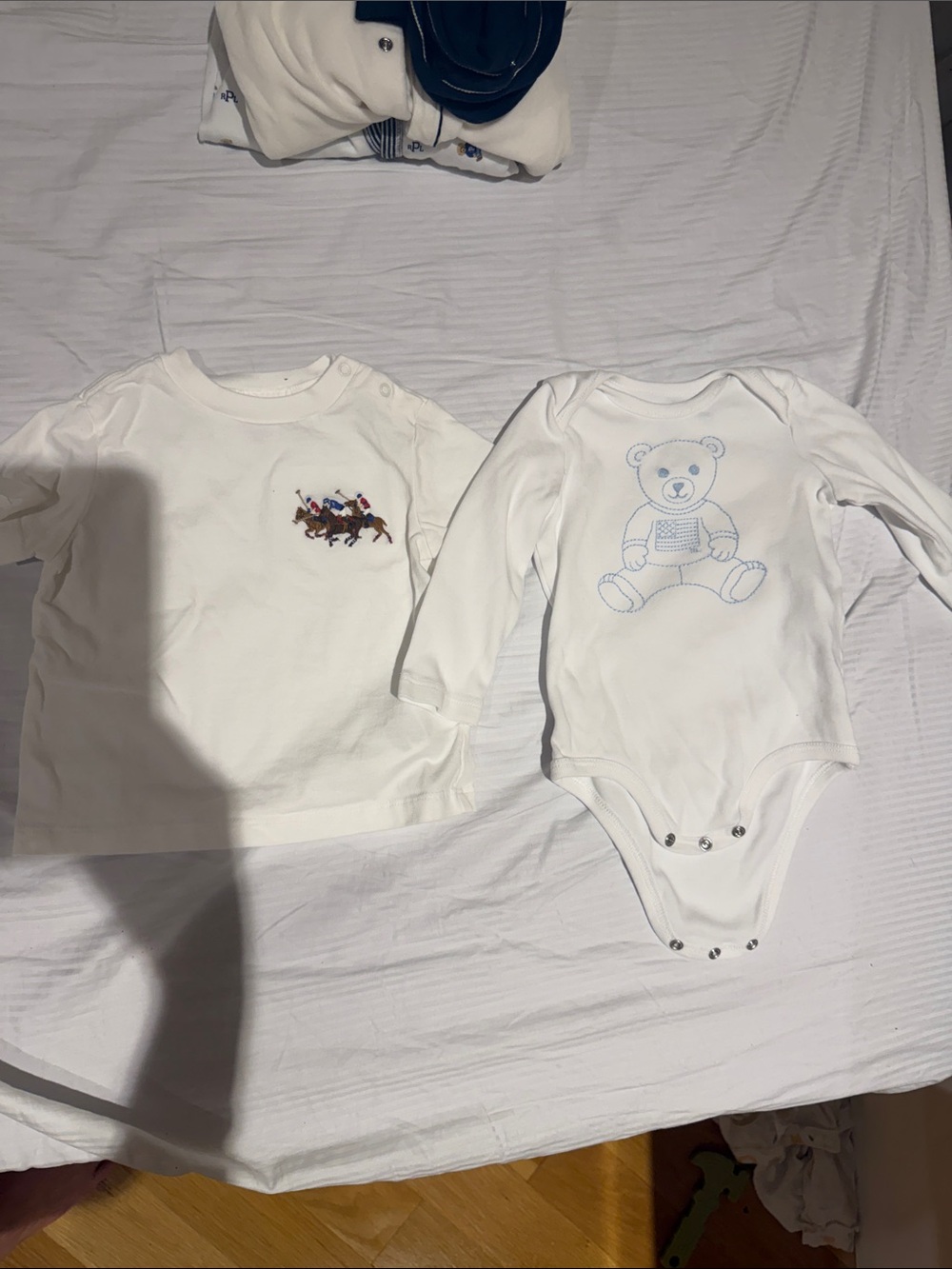 Ralph Lauren White Baby Polo Players Tee & Bear Snap Bodysuit